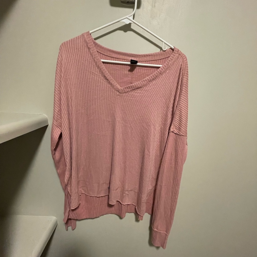 Ribbed long sleeve top